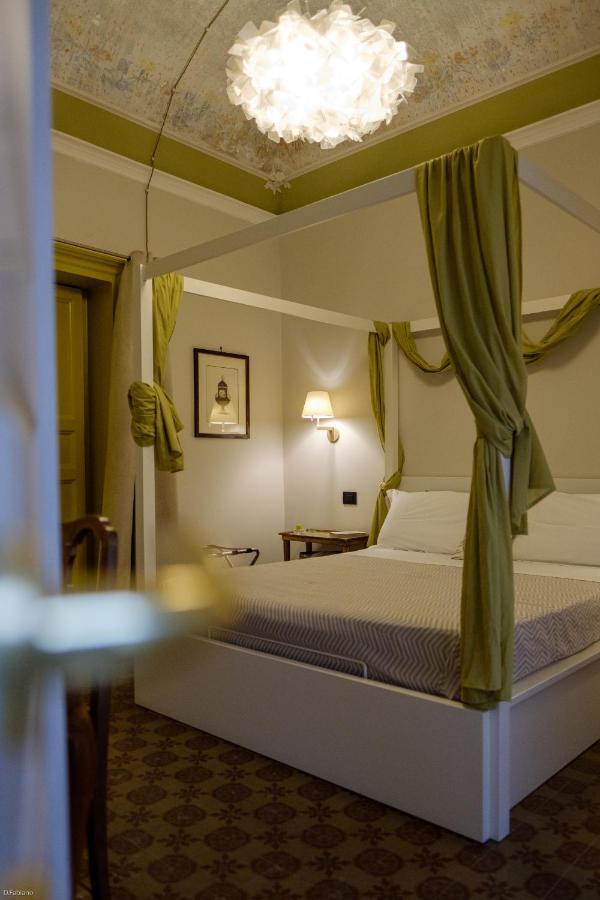 B&B Sekeles Suites And Spa Catania Ngoại thất bức ảnh