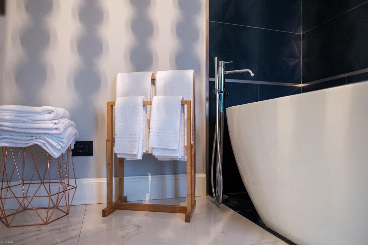 B&B Sekeles Suites And Spa Catania Ngoại thất bức ảnh